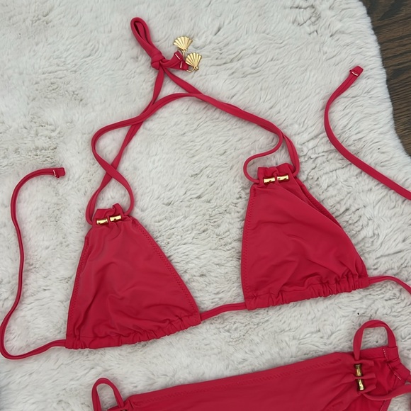 Trina Turk Red Bikini Set with Gold Hardware Accents, size 6 - Picture 3 of 8